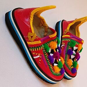 Handmade Embroidered Colorful Slip-on Shoes